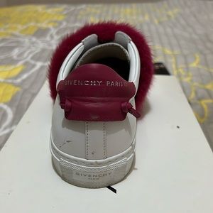 Givenchy fur sneaker